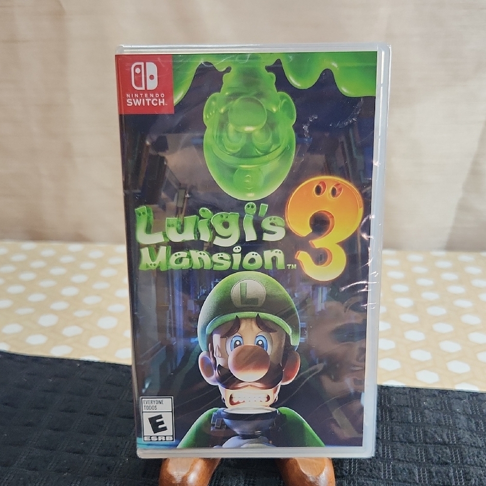 Nintendo Luigi's Mansion 3 Green Video Game